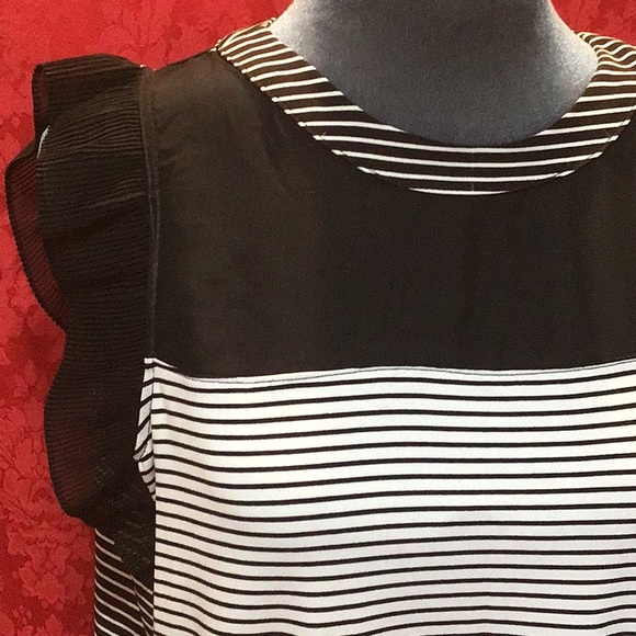 💕NWT💕 Worthington Blk/why Layla striped top size medium - Picture 3 of 7